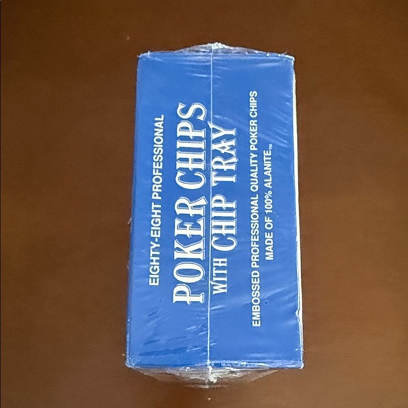 Professional Alanite Poker Chips with Stackable Tray. Brand New in box. - Picture 5 of 7